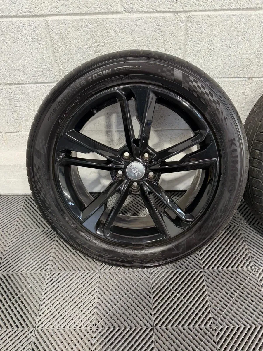 GENUINE 19” AUDI ALLOYS - Image 4
