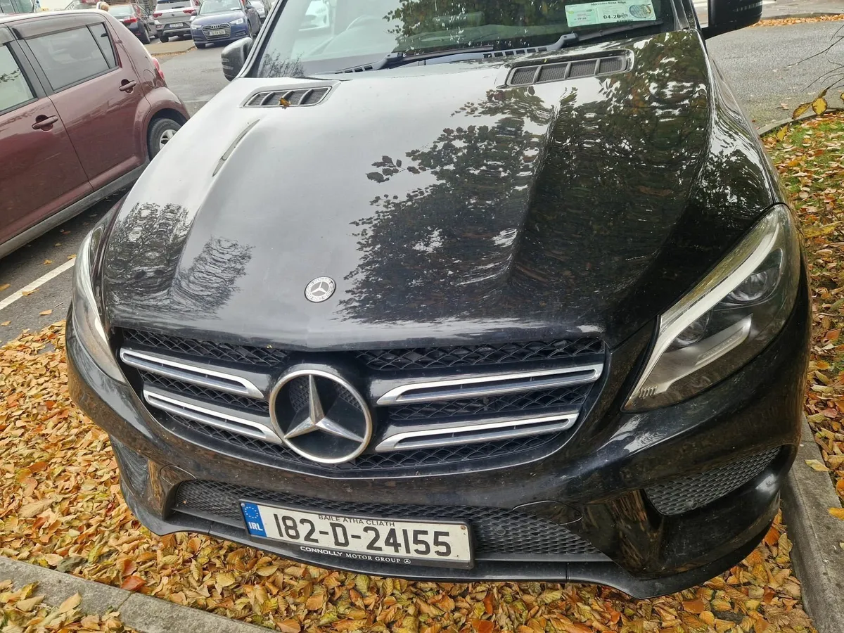 182 Mercedes-Benz GLE
