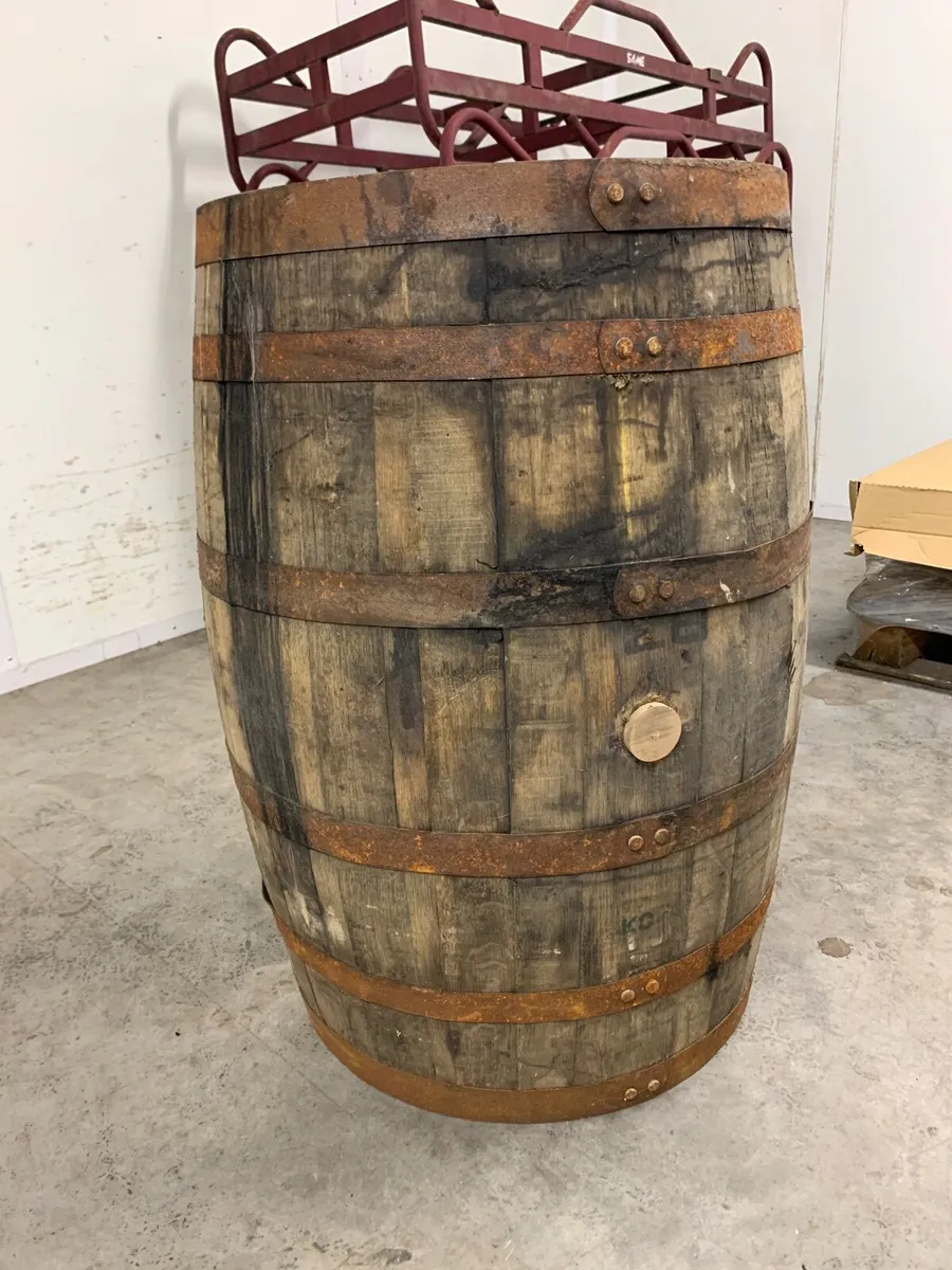 Whiskey Barrels Oak - Image 1