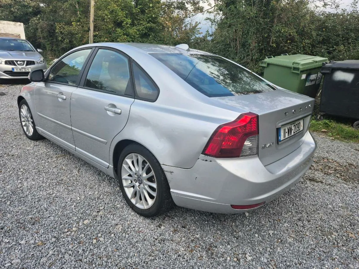 11 Volvo s40 diesel - Image 3