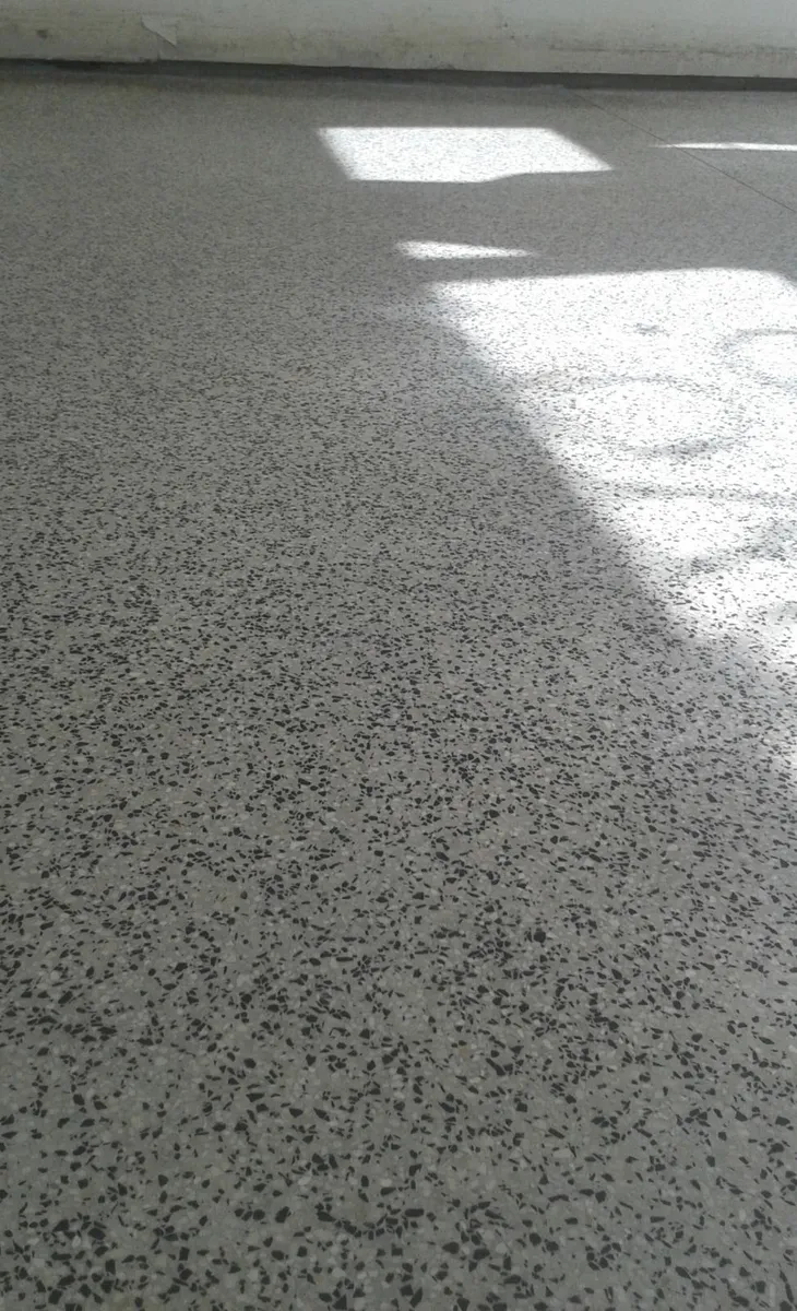 Polished concrete floors/floor renovation - Image 4