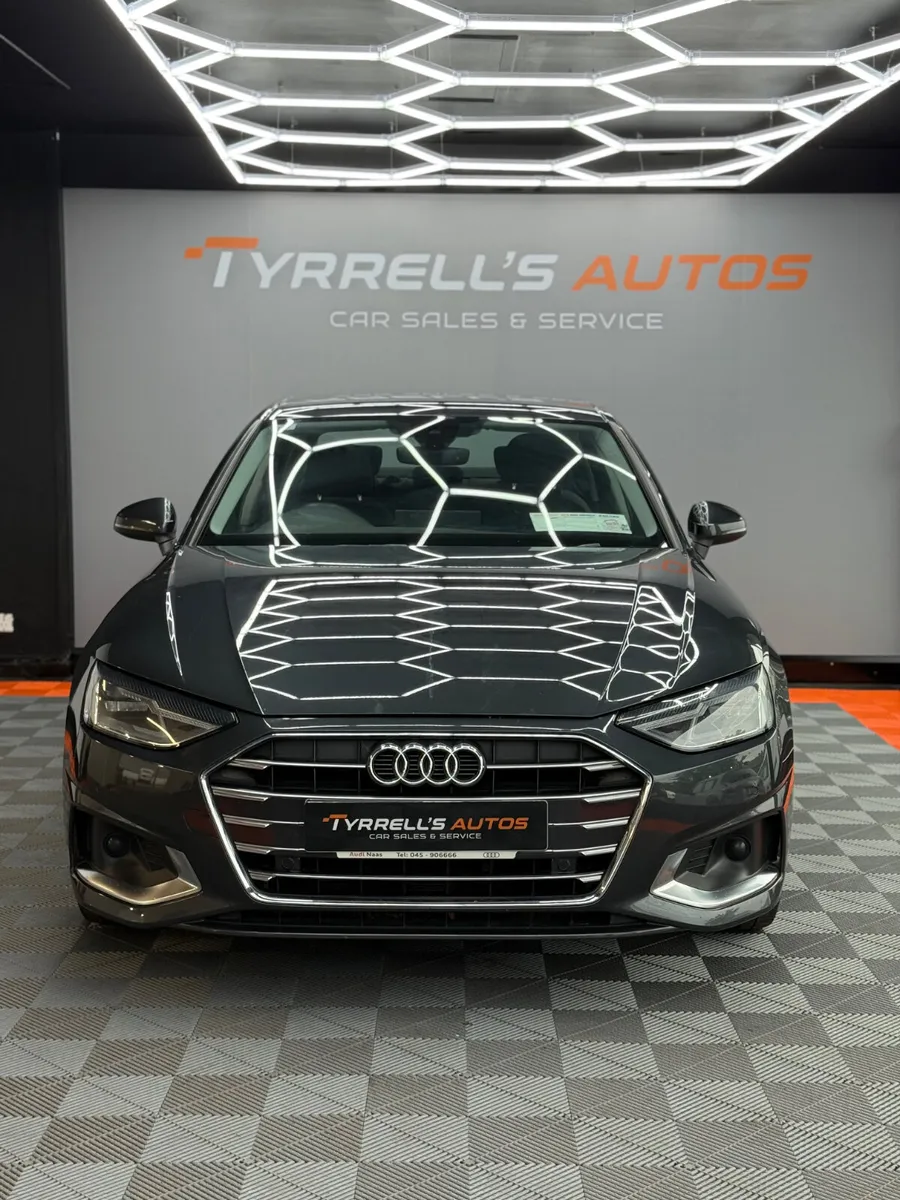 Audi A4 2.0TDI 35 S-Tronic "FULL AUDI HISTORY"2022 - Image 4