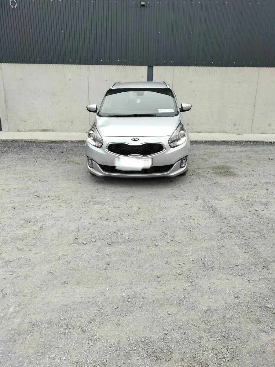 2013 Kia Carens Diesel 7 seater - Image 2
