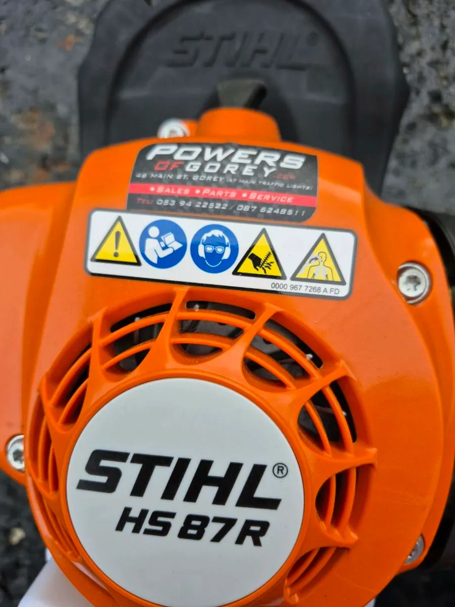 STIHL HEDGE TRIMMER  HS 87R  30"NEW - Image 2