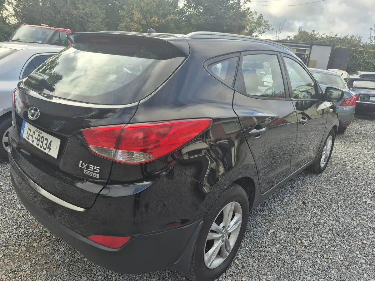 12 Hyundai ix35 - Image 2