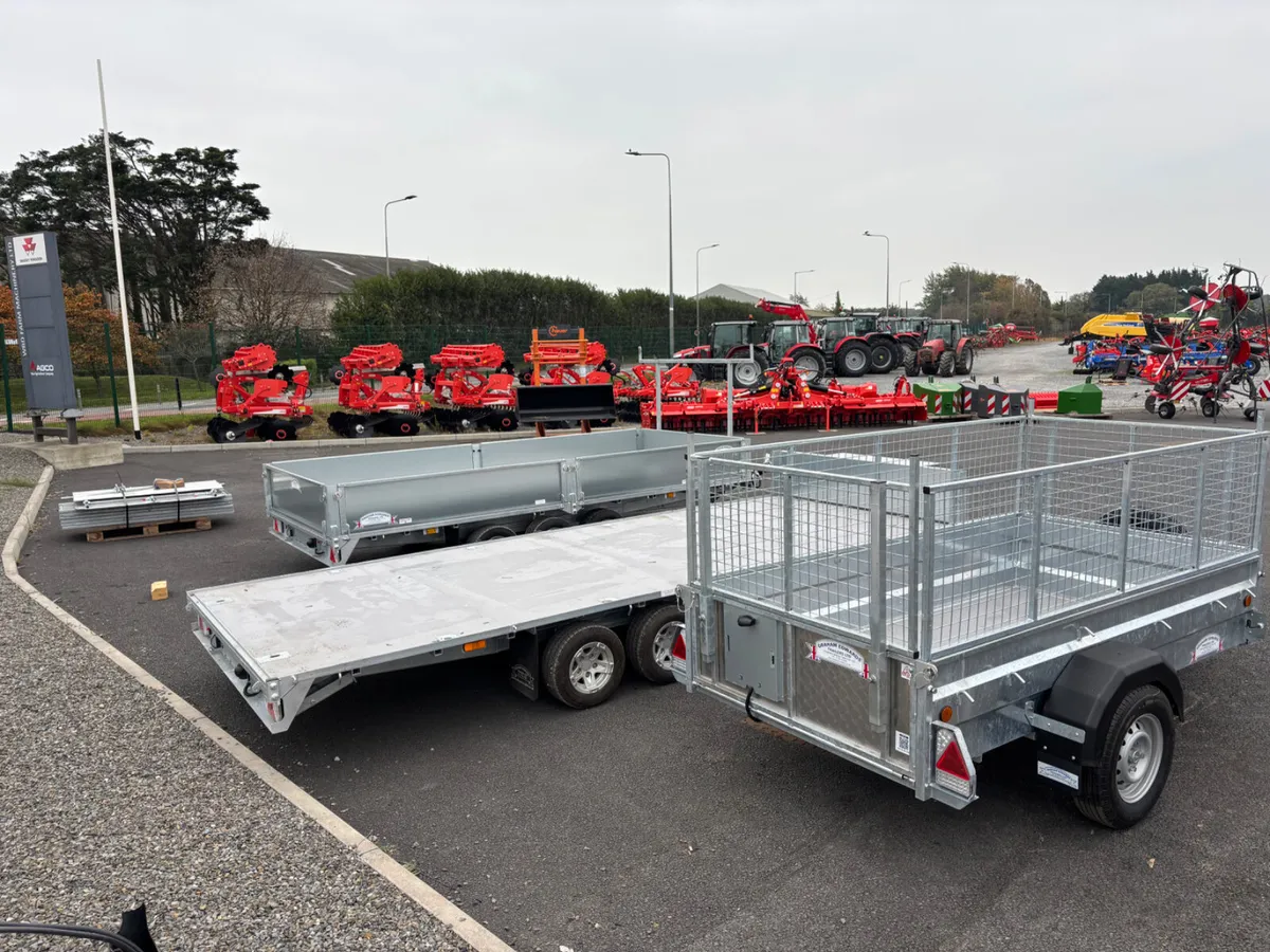 Trailers - Image 4