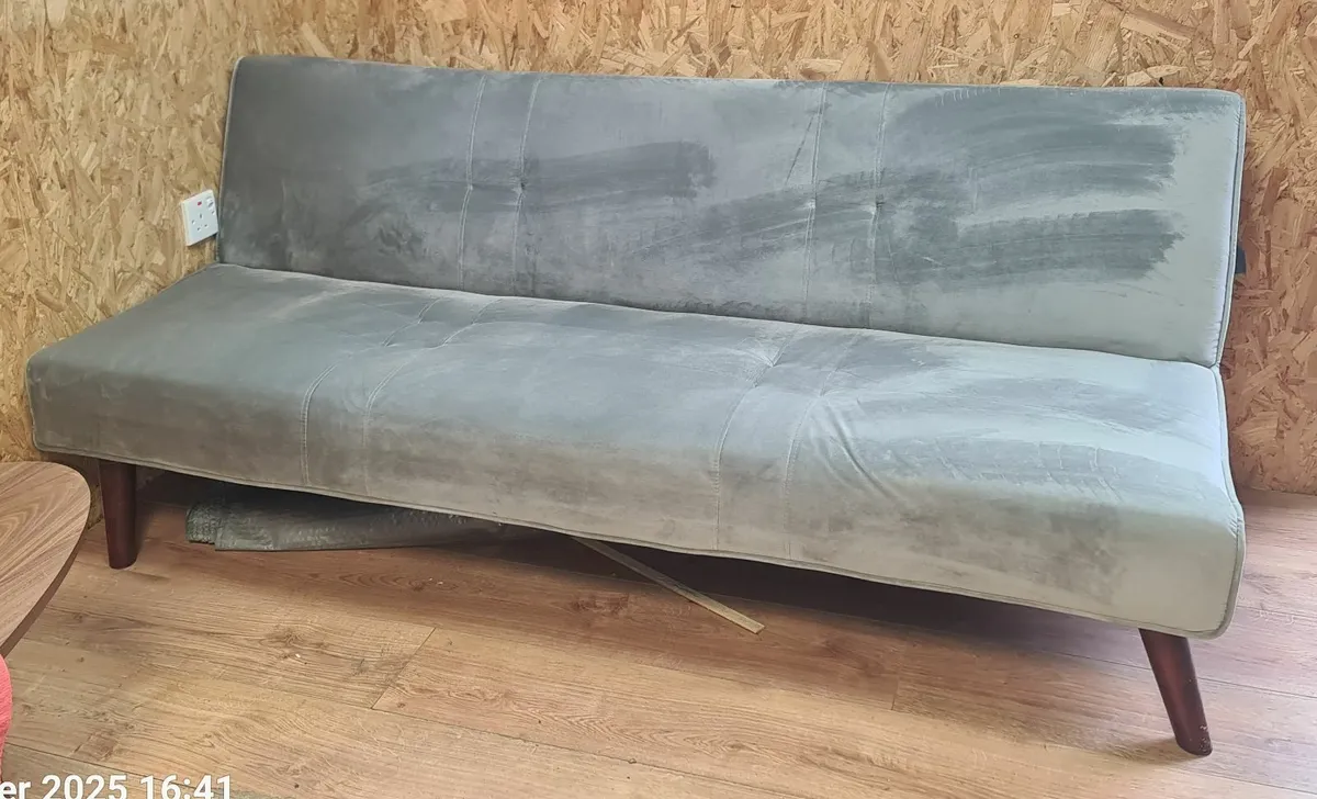 sofa bed - Image 1