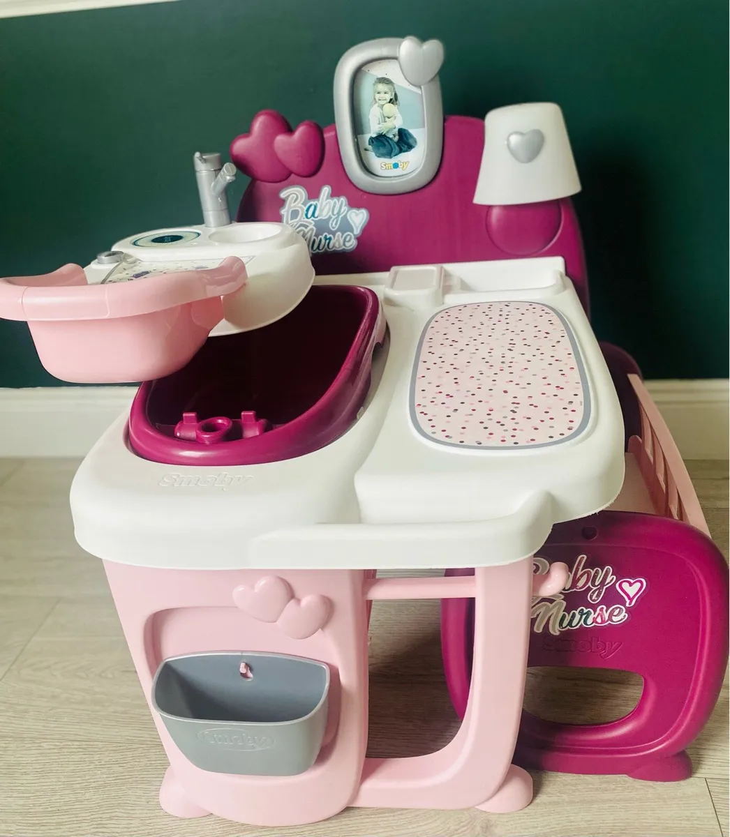 Smoby Baby Doll Nurse Play Centre - Image 1