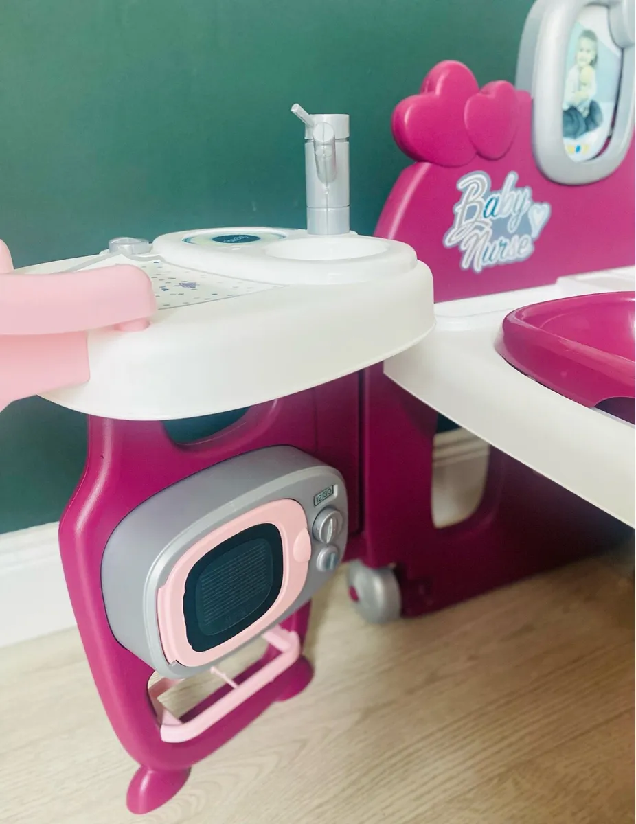Smoby Baby Doll Nurse Play Centre - Image 3