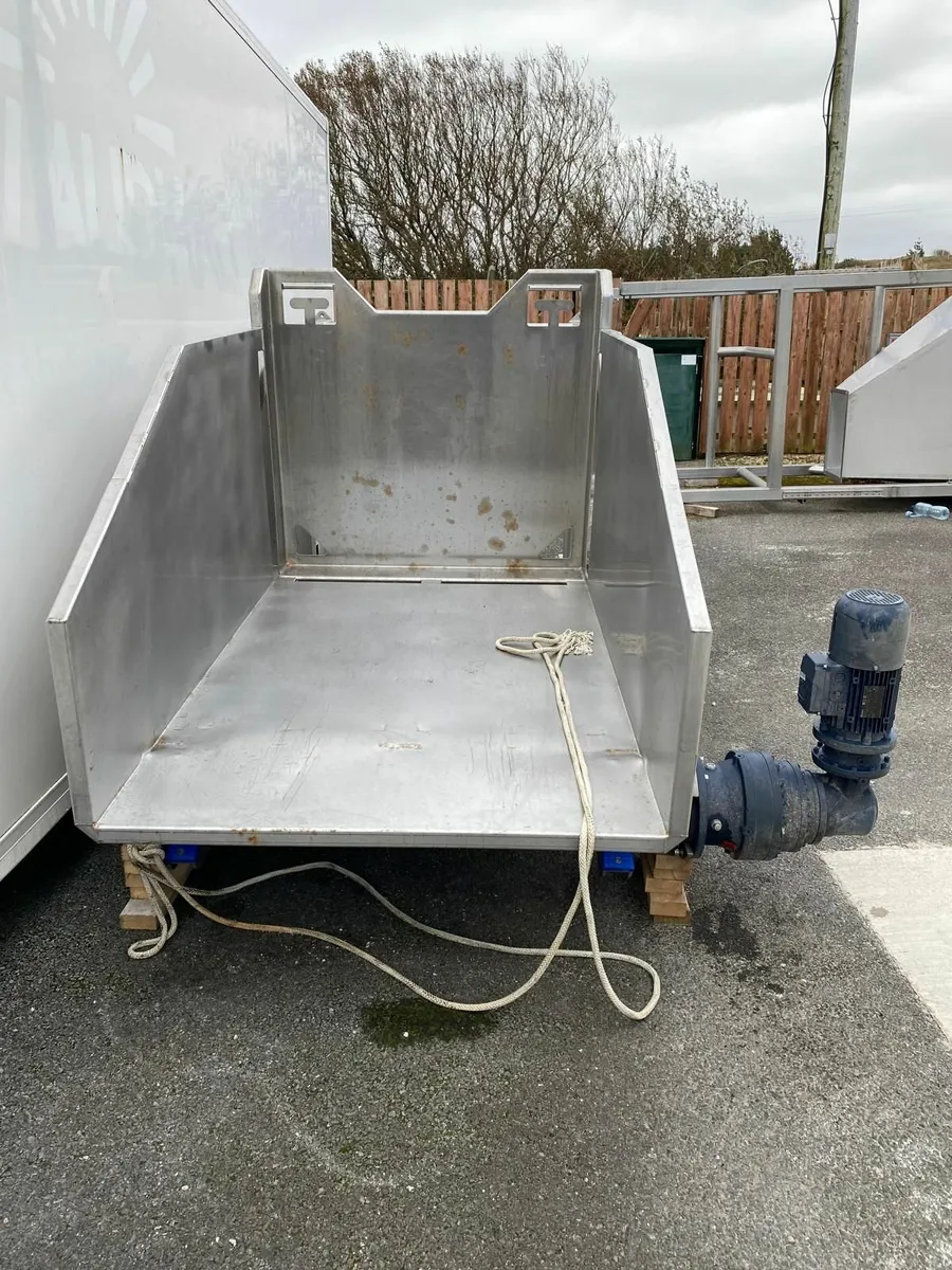 Stainless steel bag tipper and hopper - Image 3