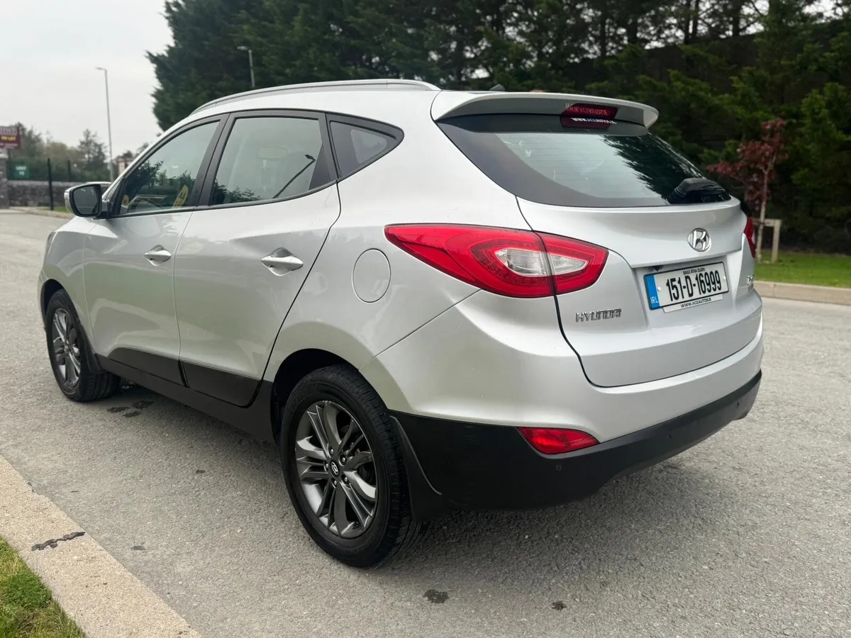 Hyundai ix35 tax and test - Image 4
