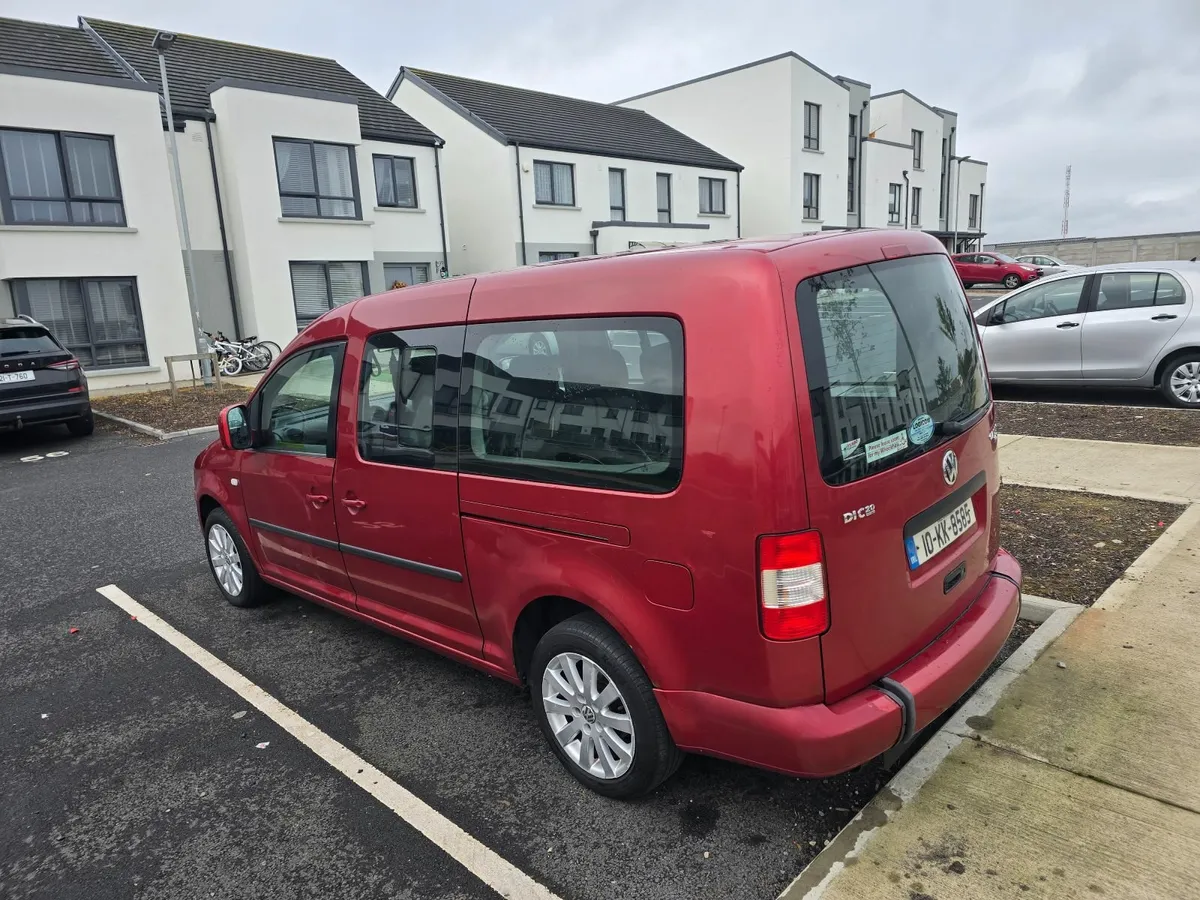 Volkswagen Caddy Maxi Life 2010 - Image 3