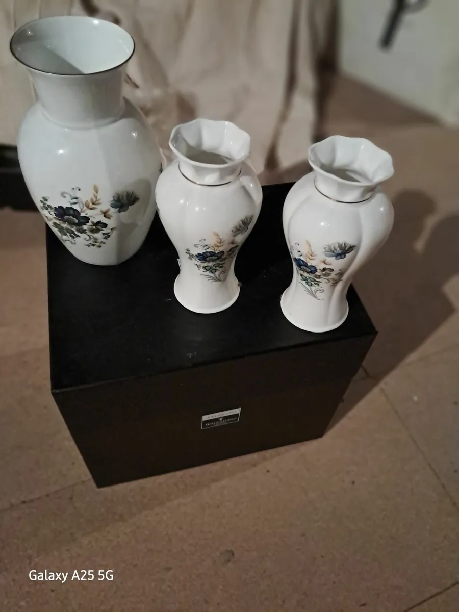 Painting  & Crystal - Image 3