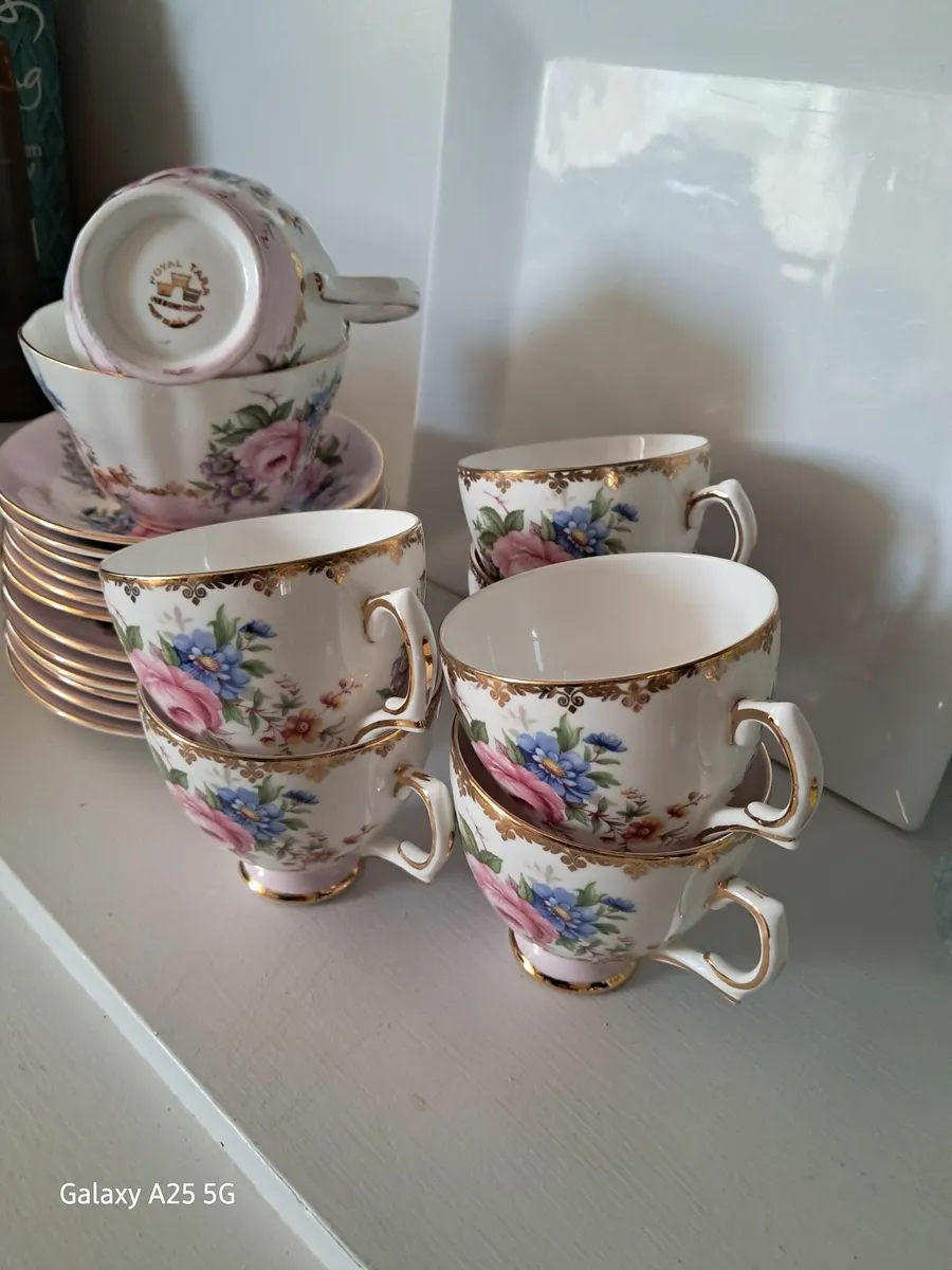 Mirrors x2.. Royal Tara 18 piece China tea set - Image 3