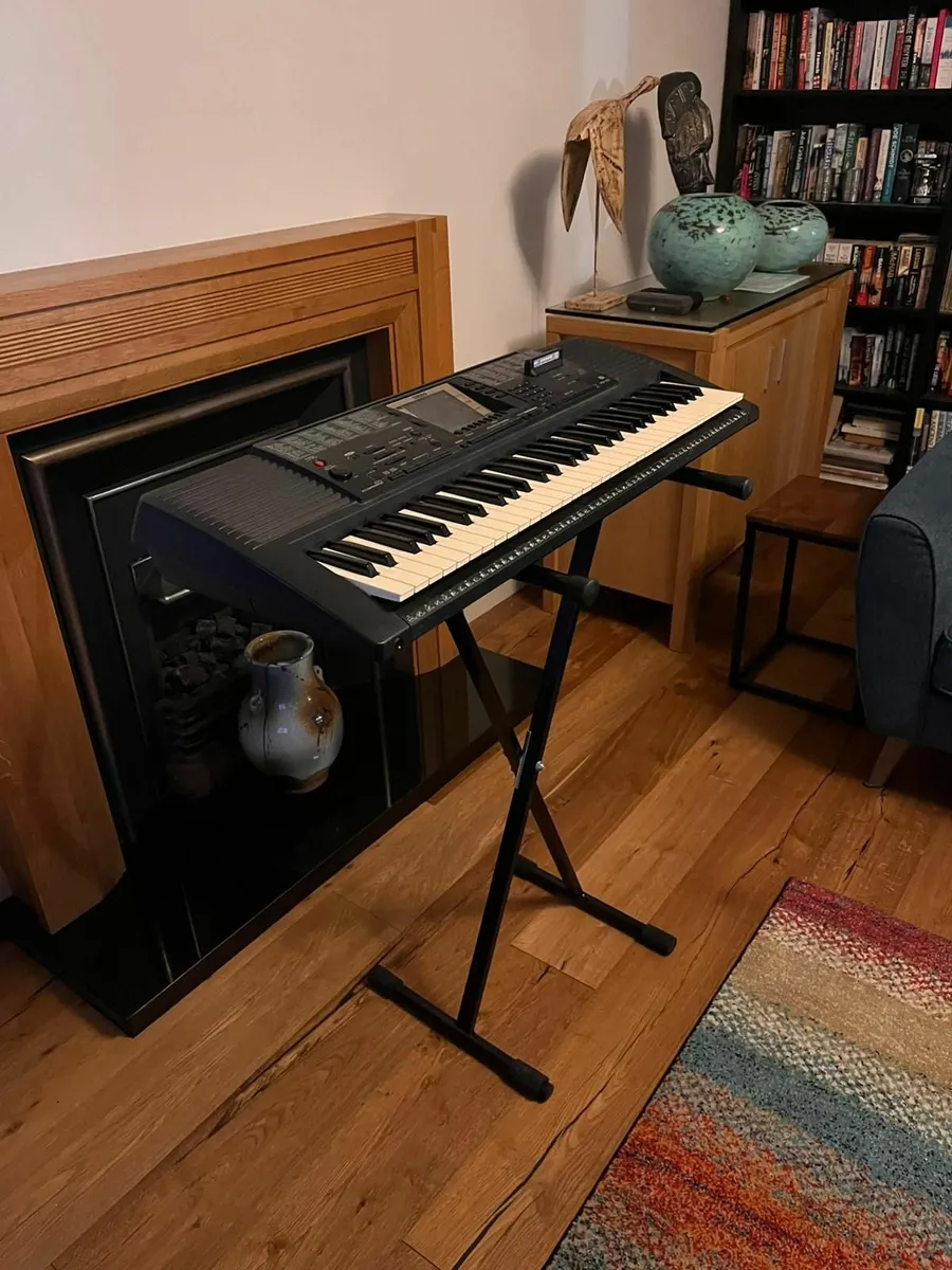 Electric piano - Image 2