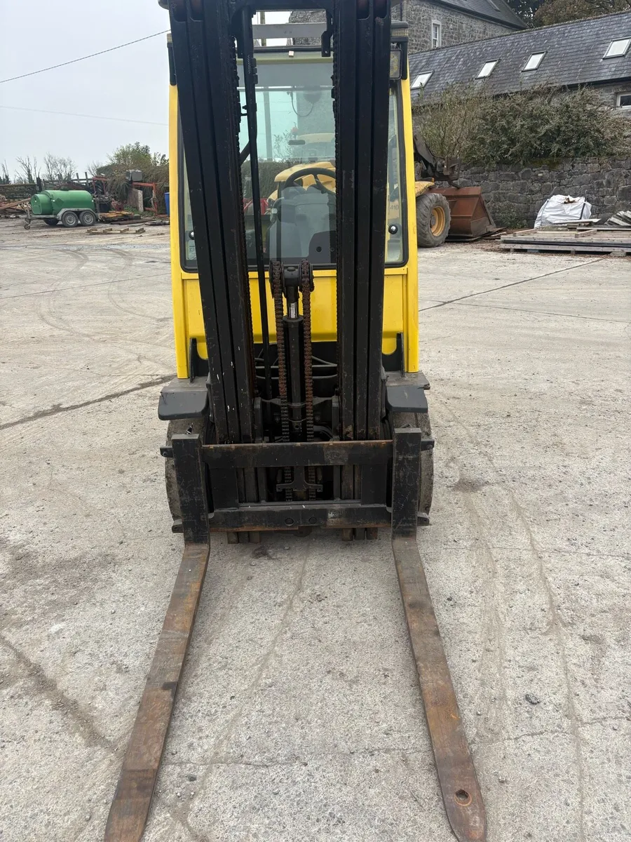 HYSTER 2.5 Ton Forklift - Image 2
