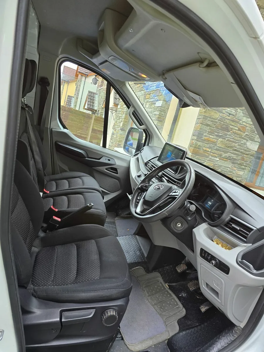 Maxus DELIVER 9 2022 - Image 3