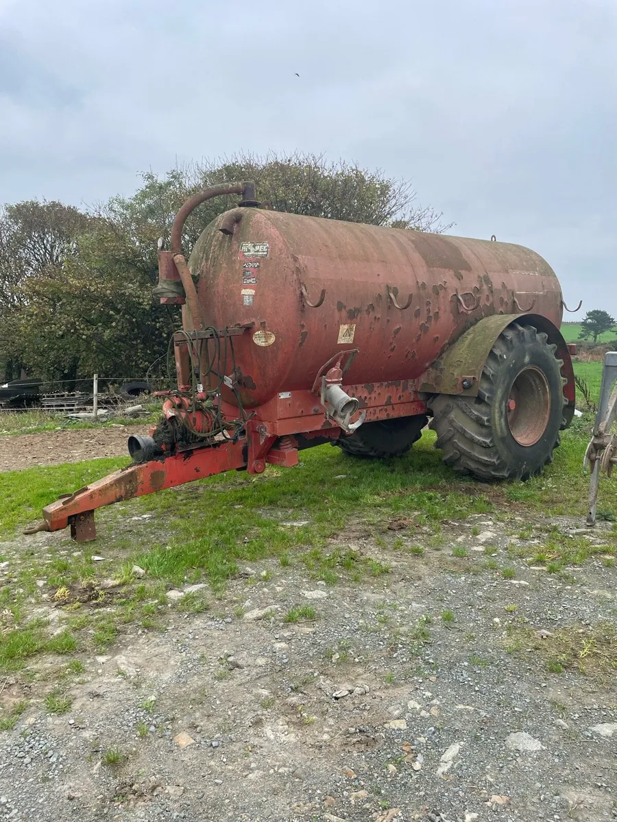 Slurry tank - Image 1
