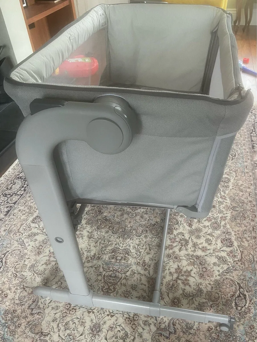 Chicco Next 2me - Image 2