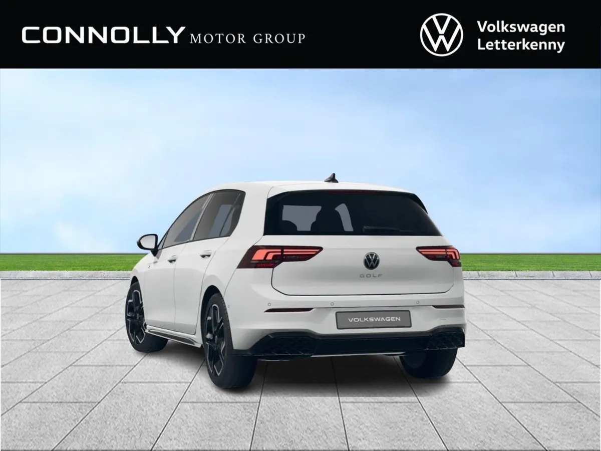 Volkswagen Golf 2.0 TDI 150HP R-line Auto  sunroo - Image 2