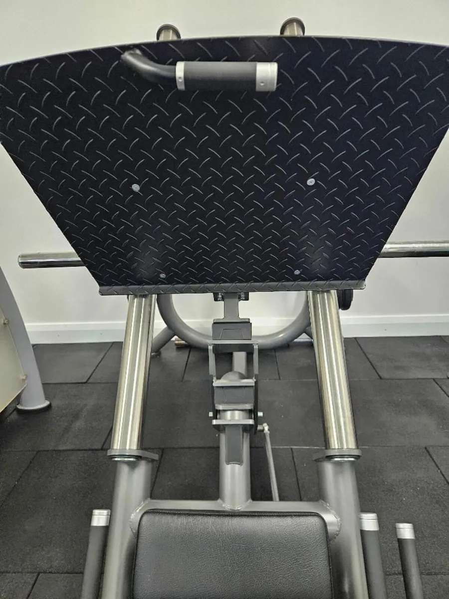 Leg press 45 degree - Image 4