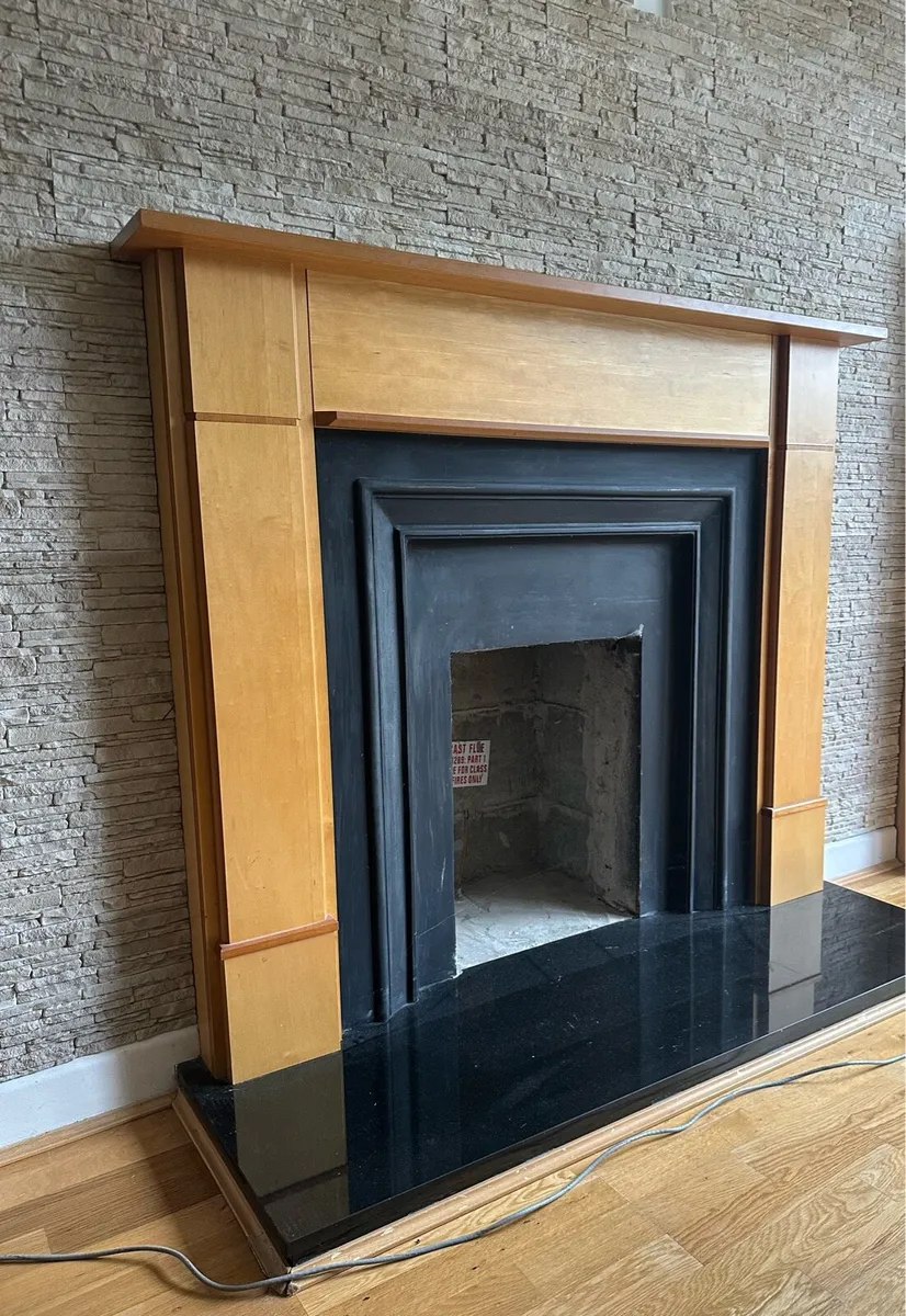 Fireplace surround and stove - Image 2
