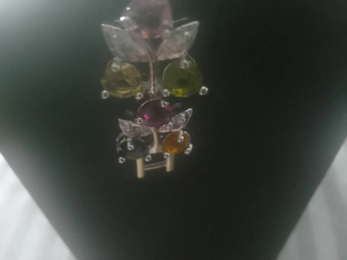 VINTAGE GENUINE AUSTRIAN  CRYSTAL  BRACELET 7" - Image 4