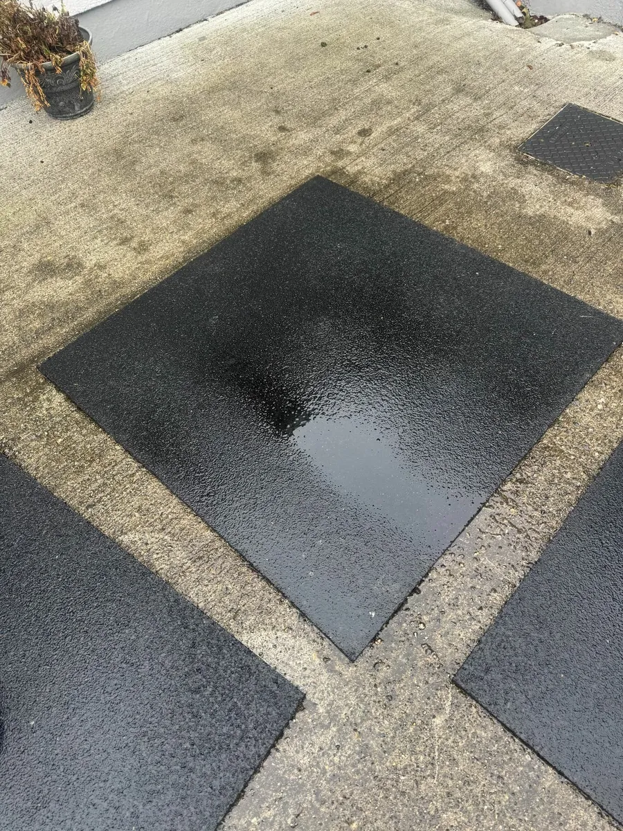 Black Rubber Gym Flooring / Tiles - Image 2