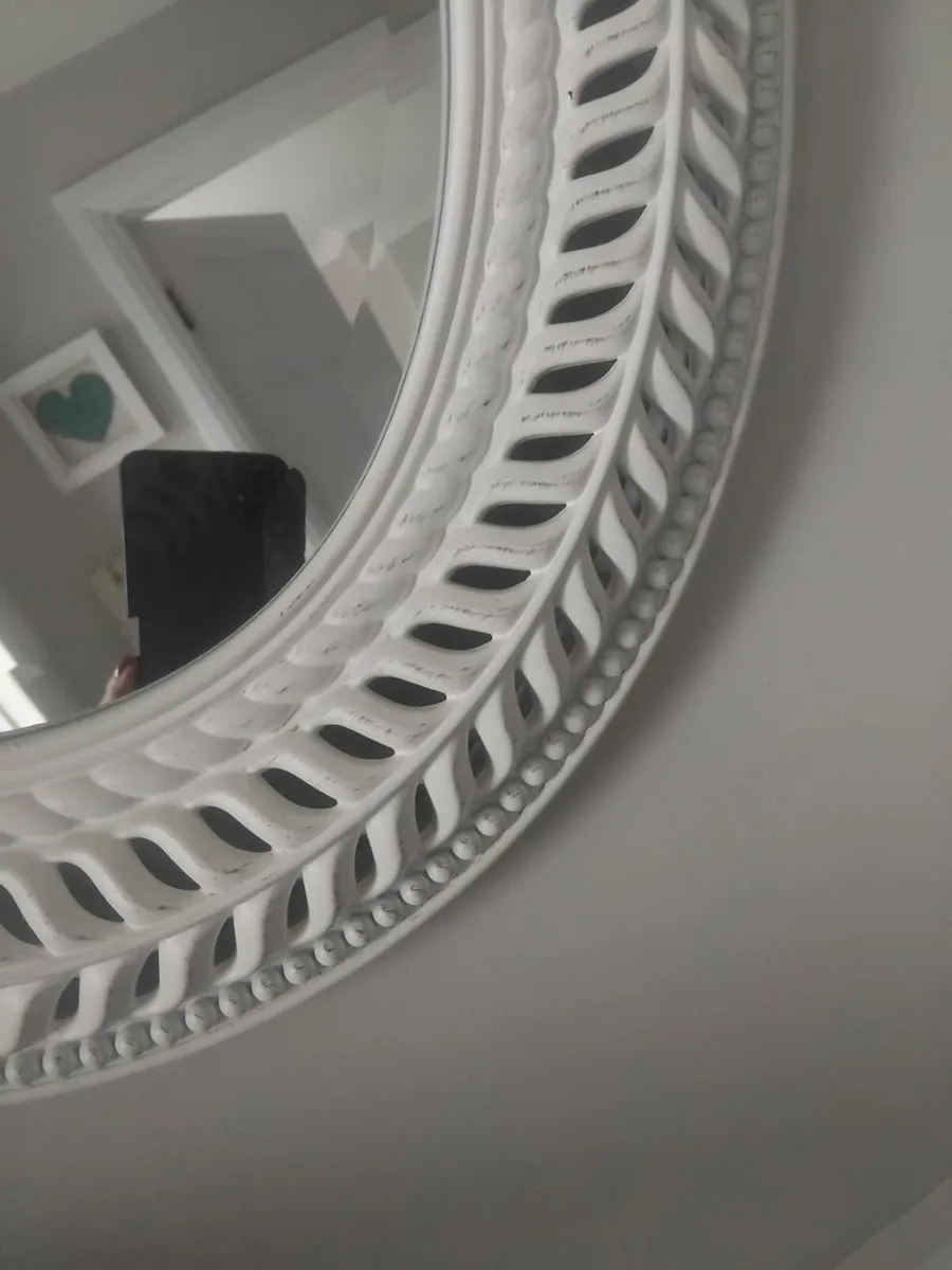 Mirror - Image 2