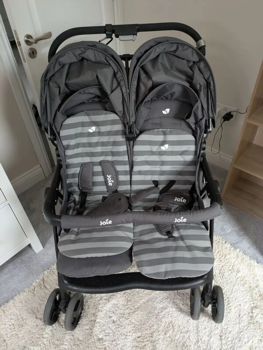 Joie Aire Double Buggy Near New Condition - Image 1