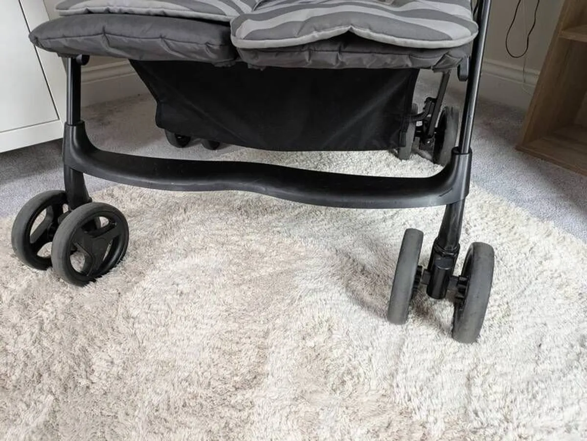 Joie Aire Double Buggy Near New Condition - Image 2