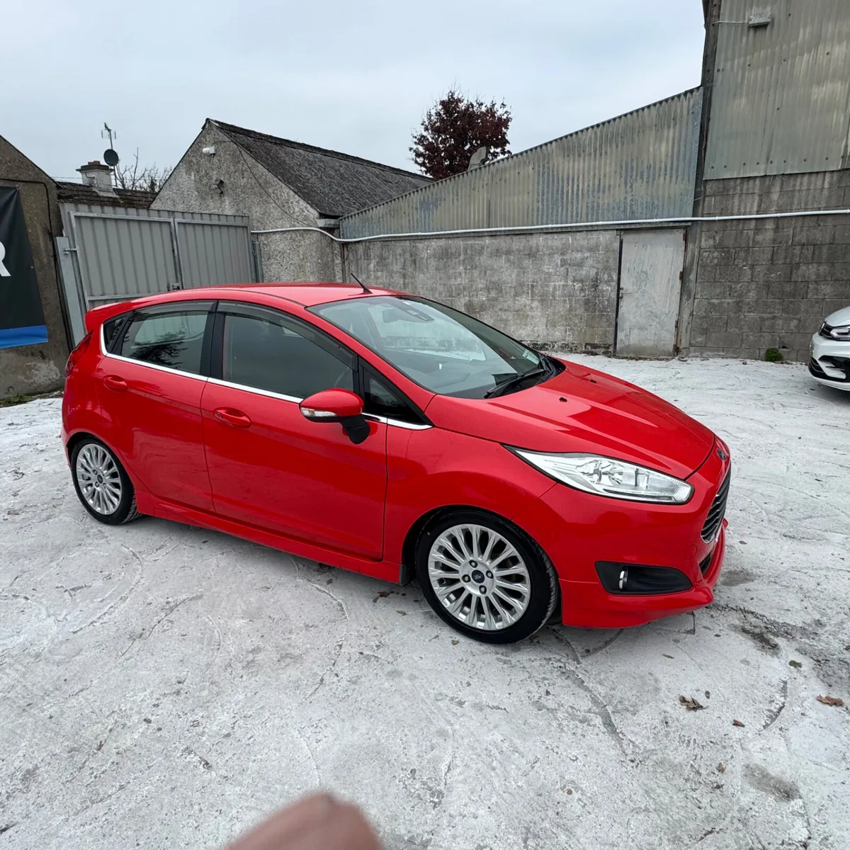 Ford Fiesta 2014 Mint Condition - Image 2