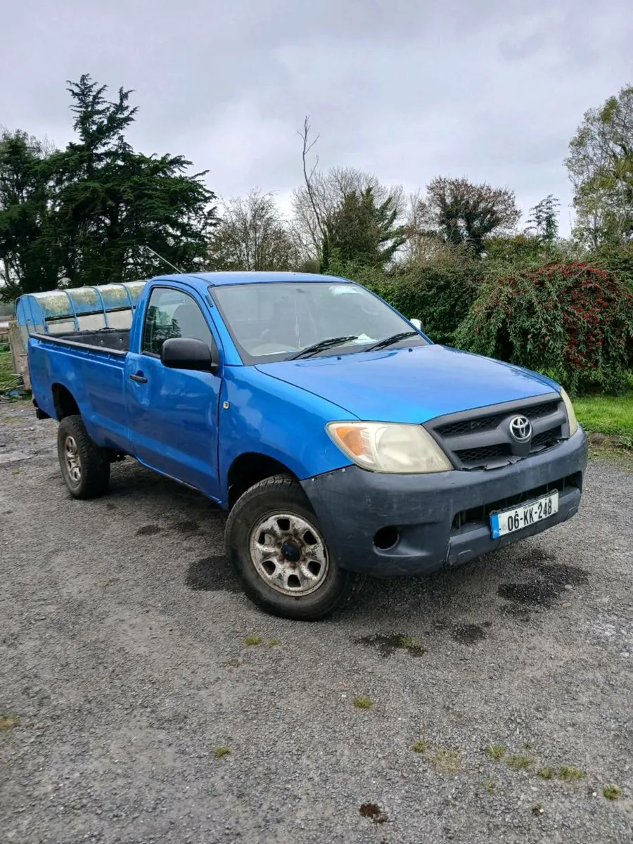 Hilux single cab 2006 - Image 2