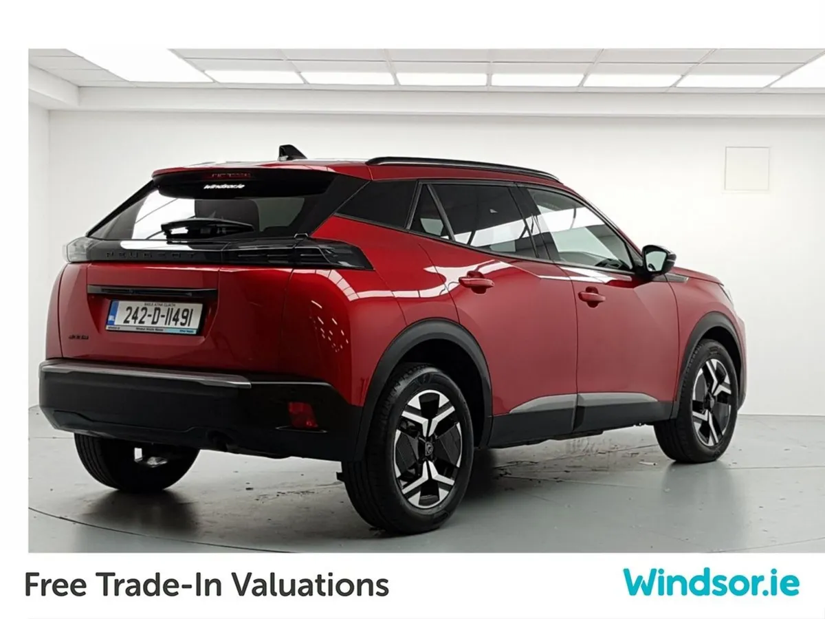 Peugeot 2008 1.2 Puretech 100bhp Allure - Image 3
