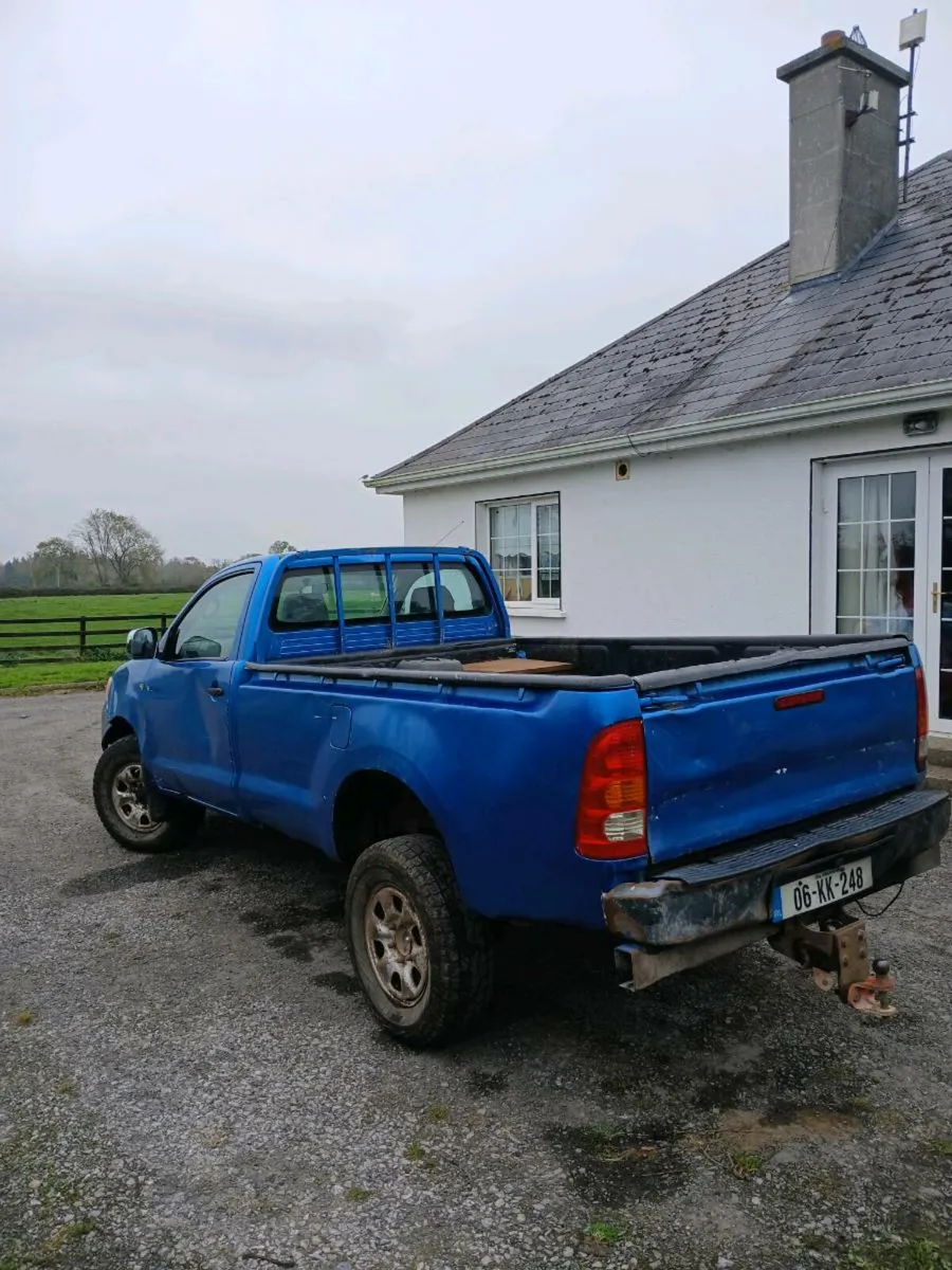 Hilux single cab 2006 - Image 4