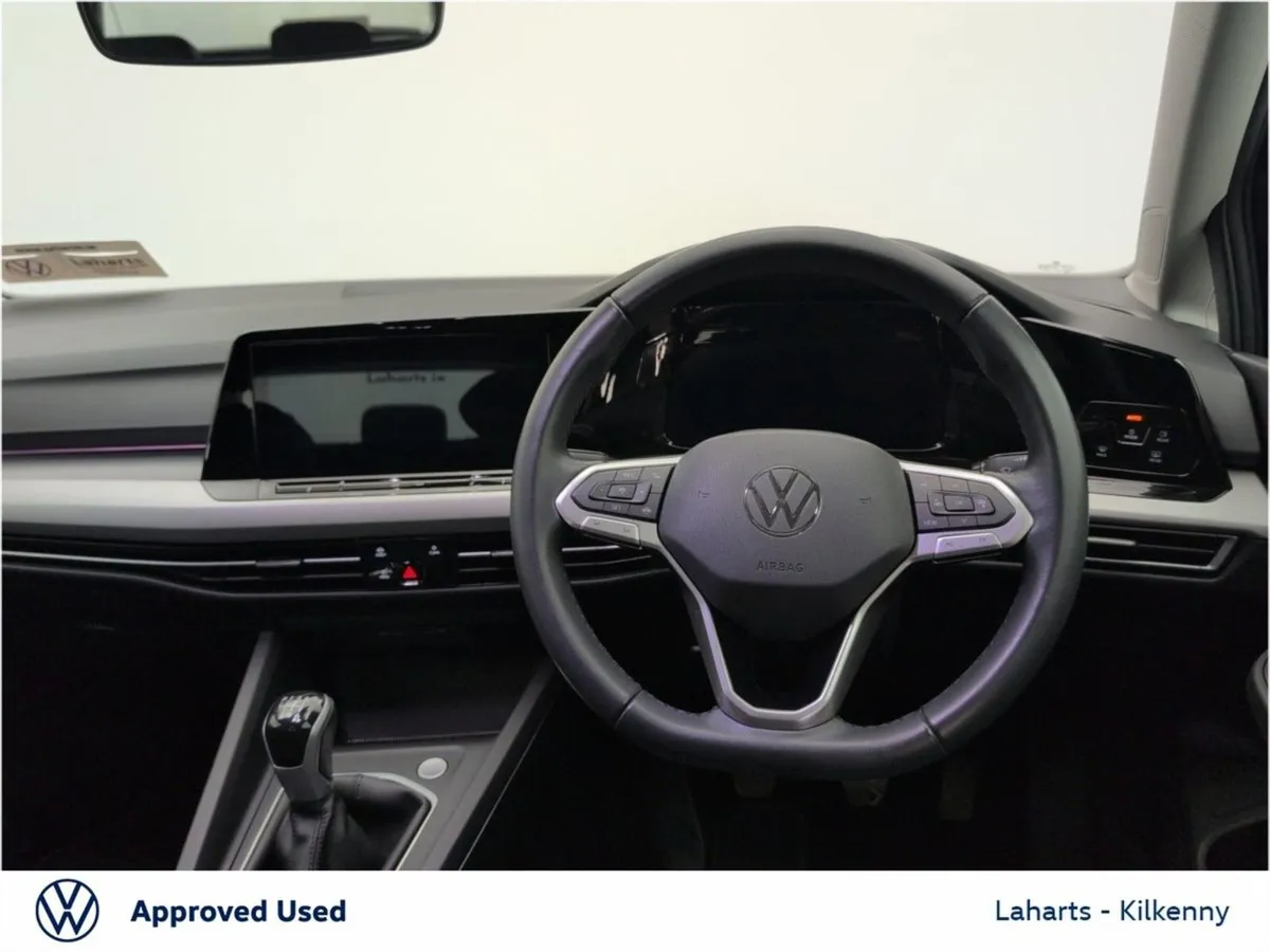 Volkswagen Golf Life 1.0tsi 5DR 110HP - Image 4
