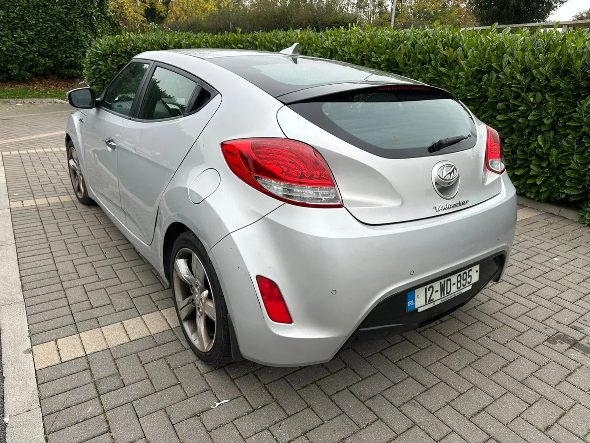 Hyundai Veloster 2012 - Image 3