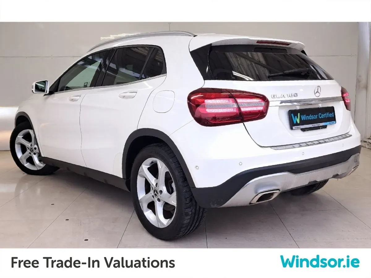 Mercedes-Benz GLA Class 180 - Image 4