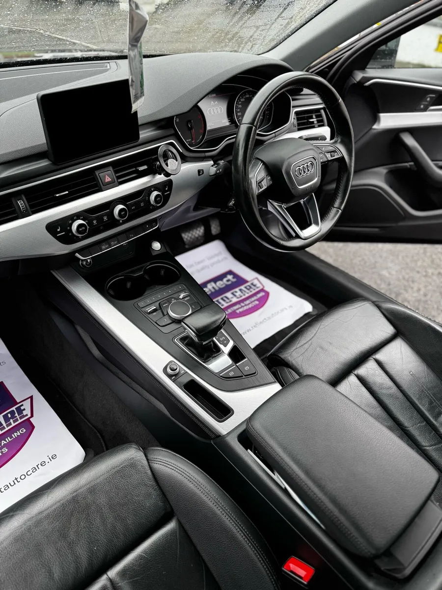 Audi A4 SE TDI Automatic 2019 Black - Image 4