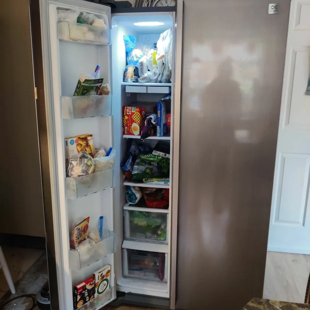 American fridge freezer - Image 1