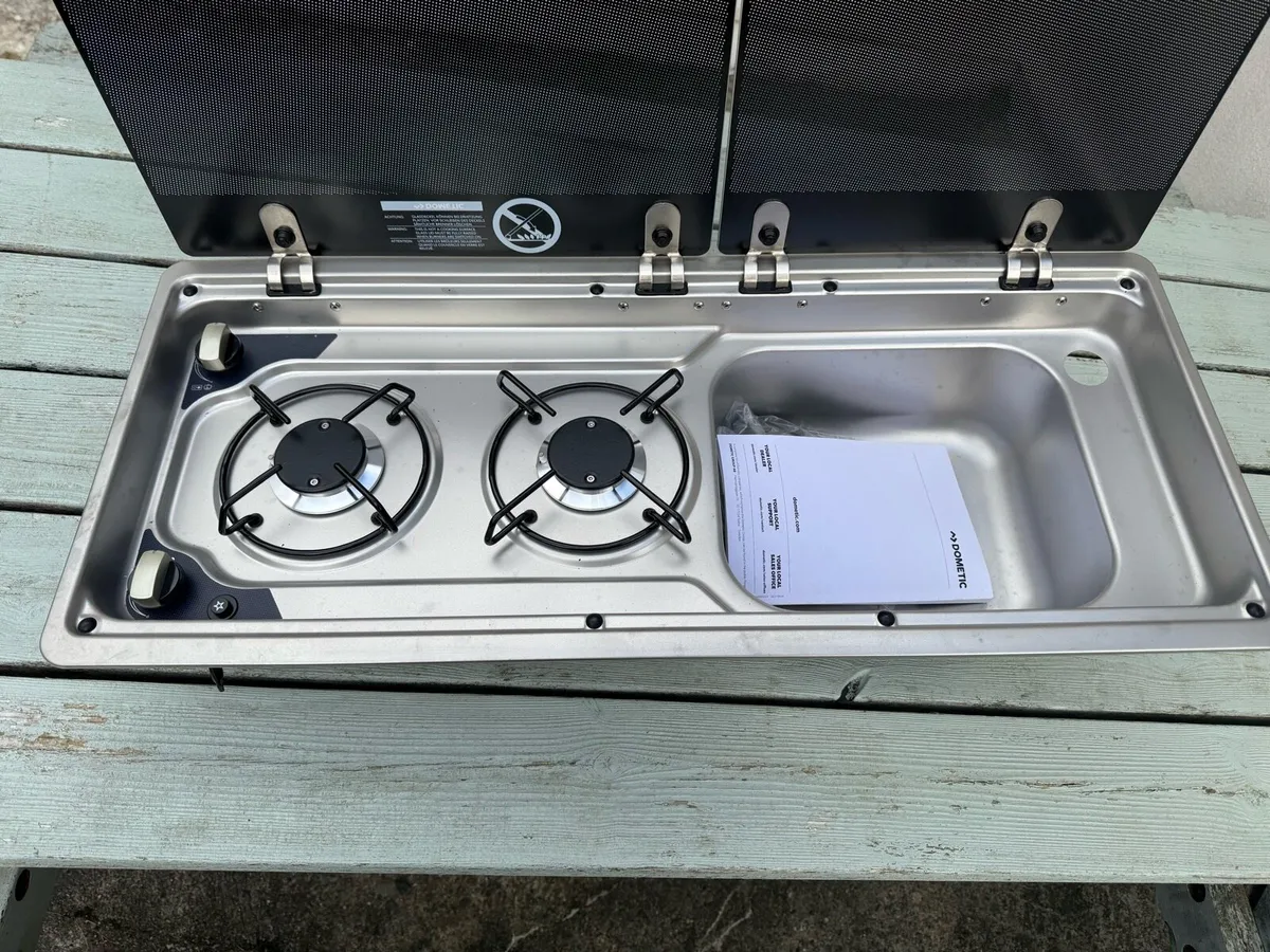 Camper gas and sink unit - Image 1