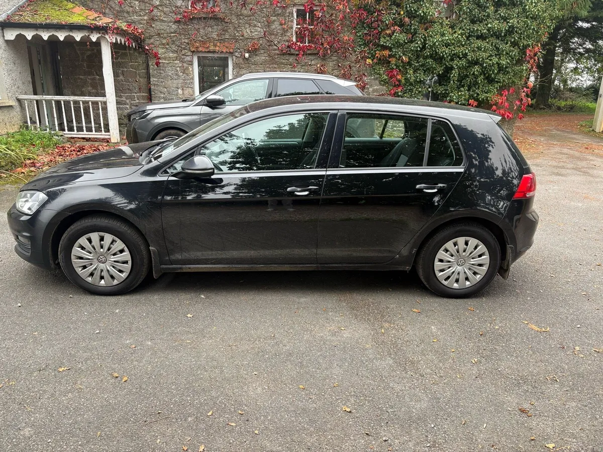 Volkswagen Golf - Image 4