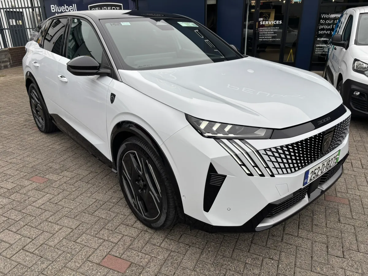 2025 Peugeot 3008 eGT scrappage offer - Image 1