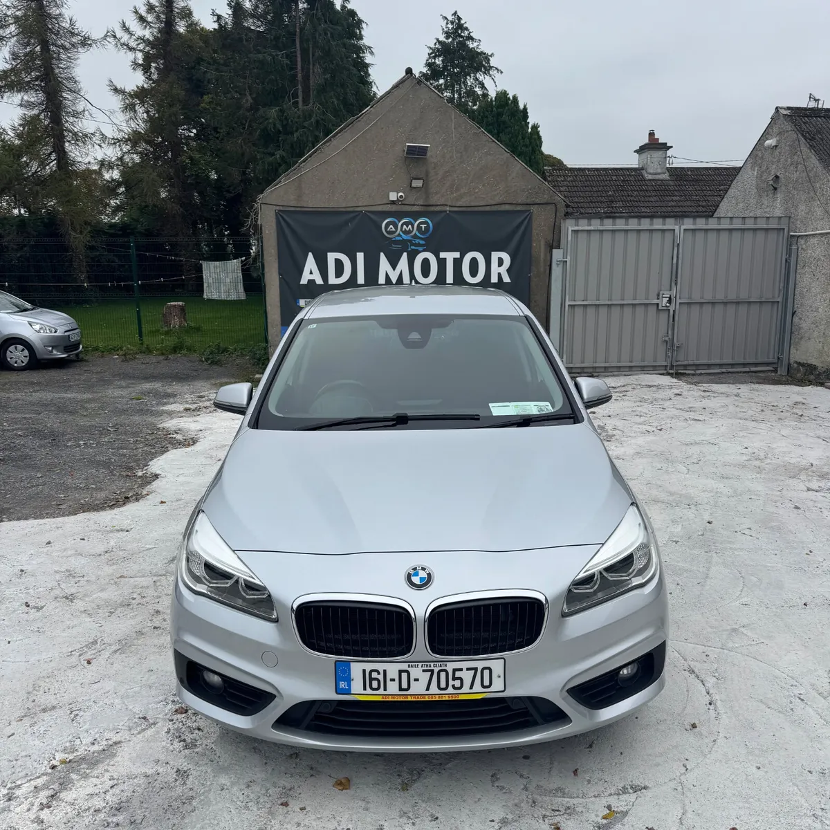 BMW 2-Series 2016 7 Seater - Image 1