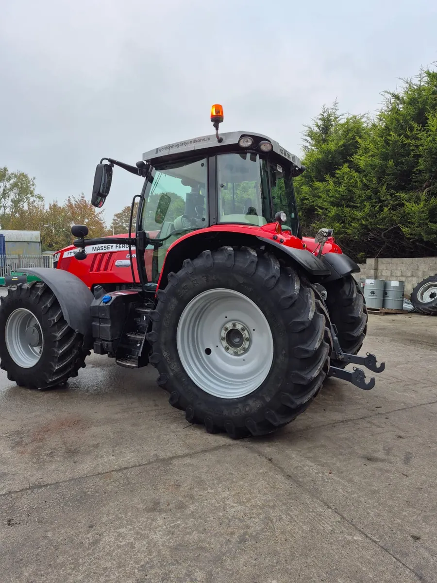 Tractor - Image 4