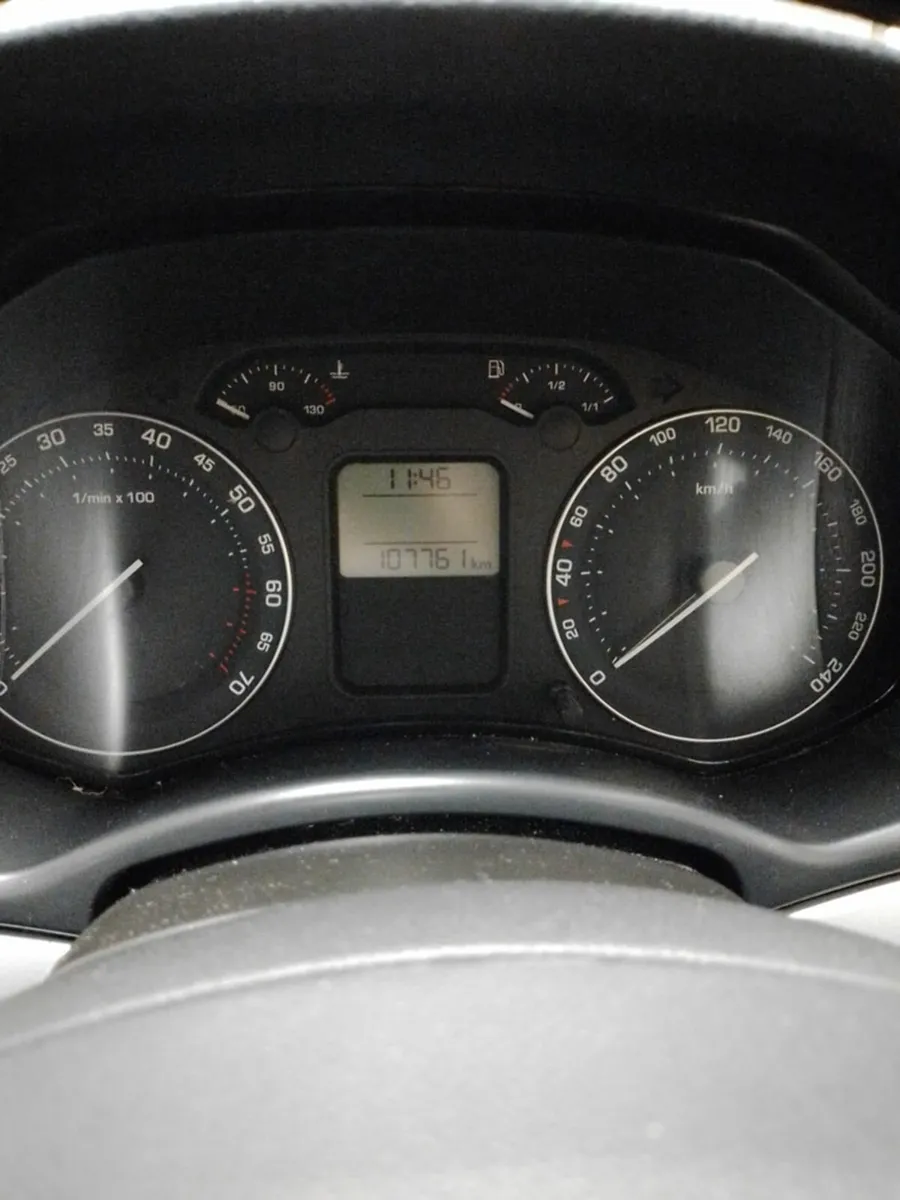 Skoda Octavia 2008 - Image 1