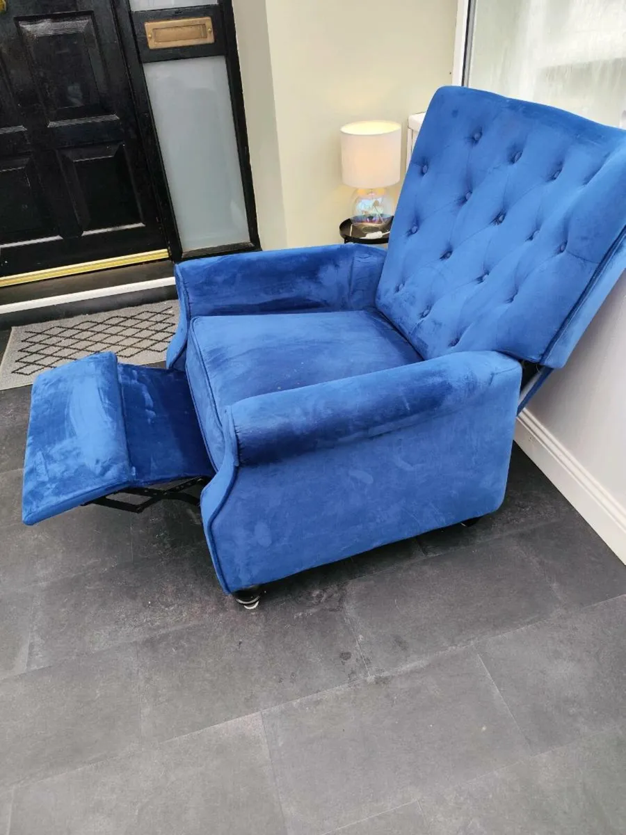 Recliner Armchair - Image 3