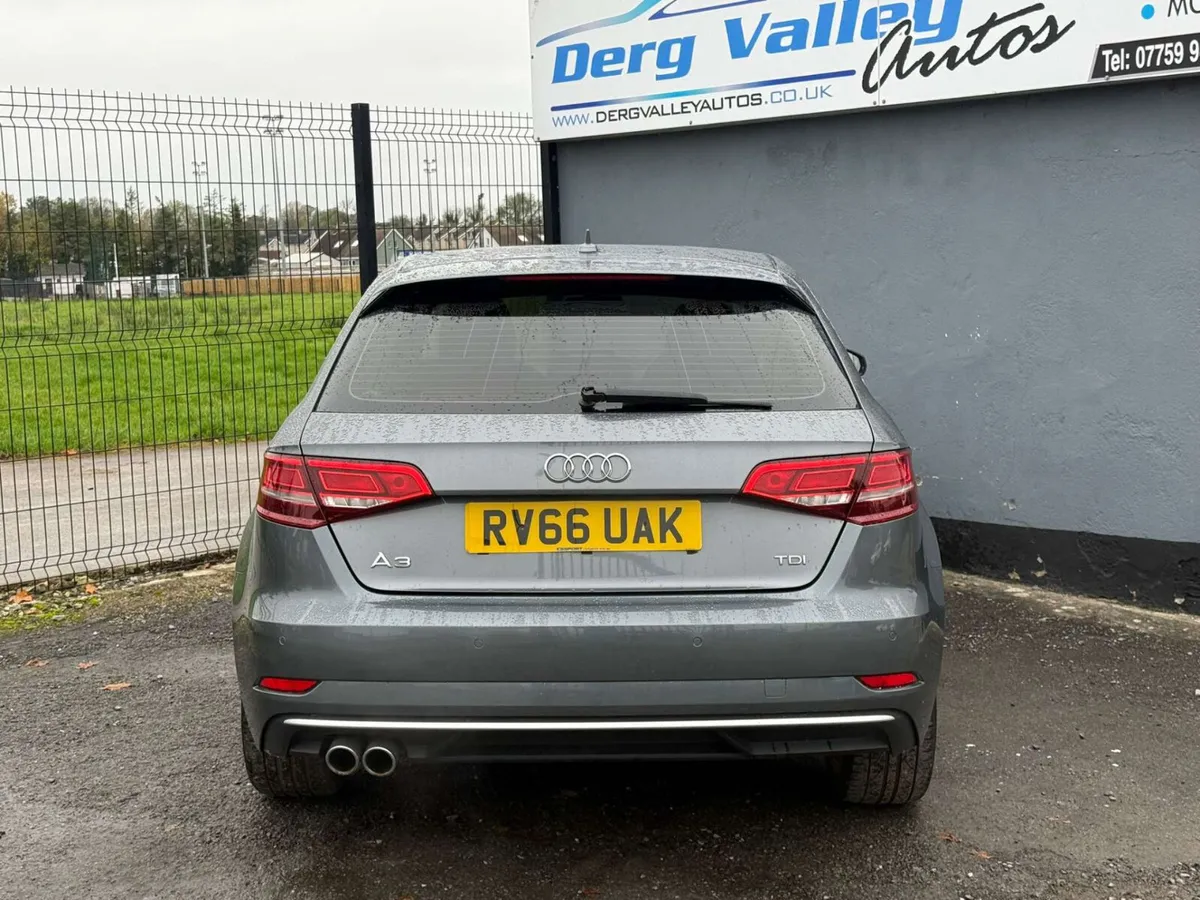 Audi A3 2016 - Image 2
