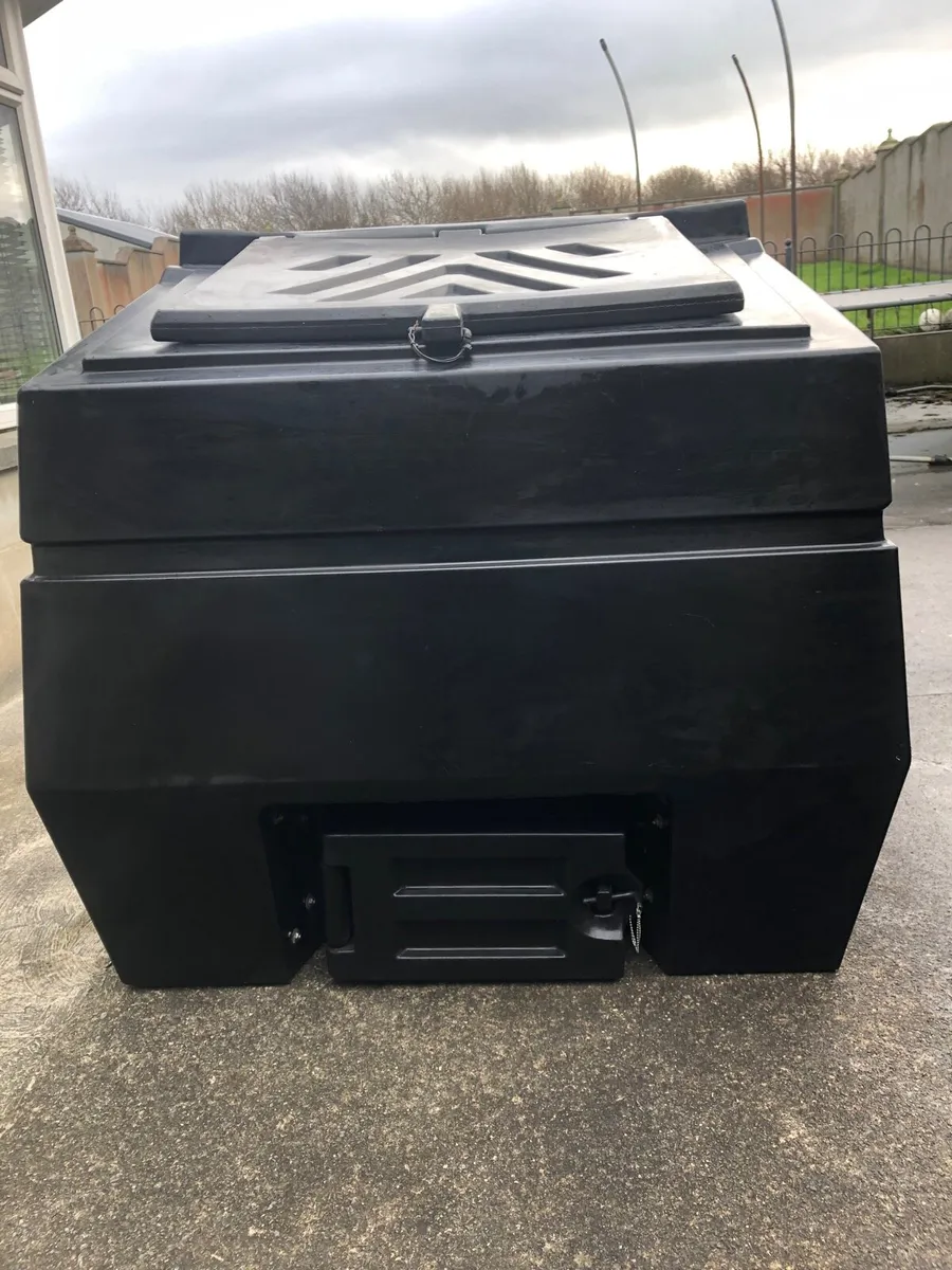 Large Coal/Timber/Turf Bunker for sale - Image 1