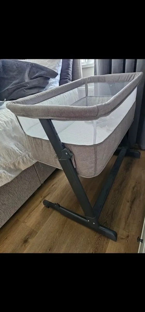 baby cot - Image 2